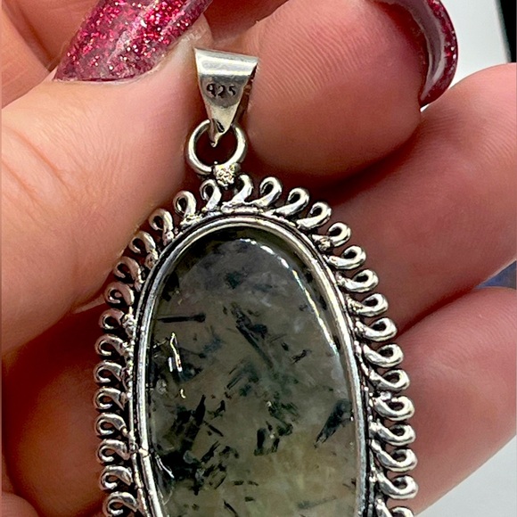 Prehnite Sterling Silver Pendant - Picture 4 of 6